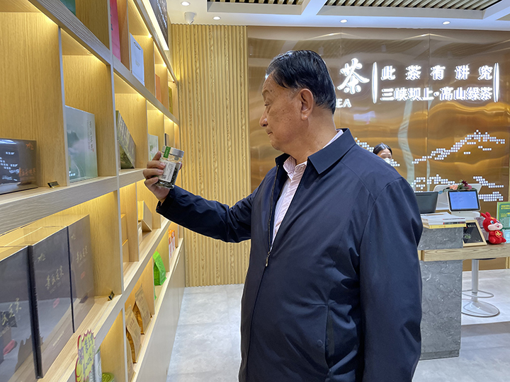 图3.jpg 图3.jpg